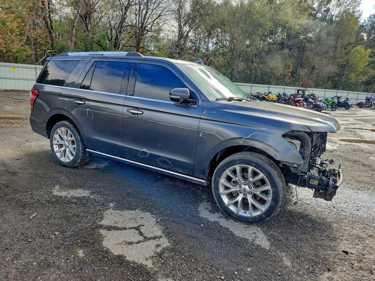 2018 Ford Expedition Limited - Image 4