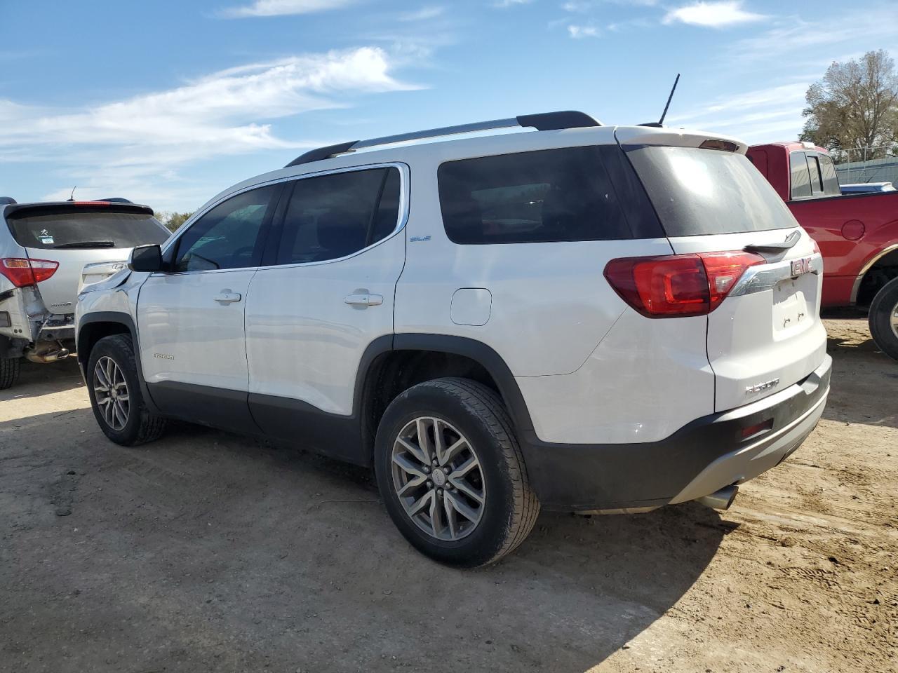 2019 GMC Acadia Sle - Фото 2