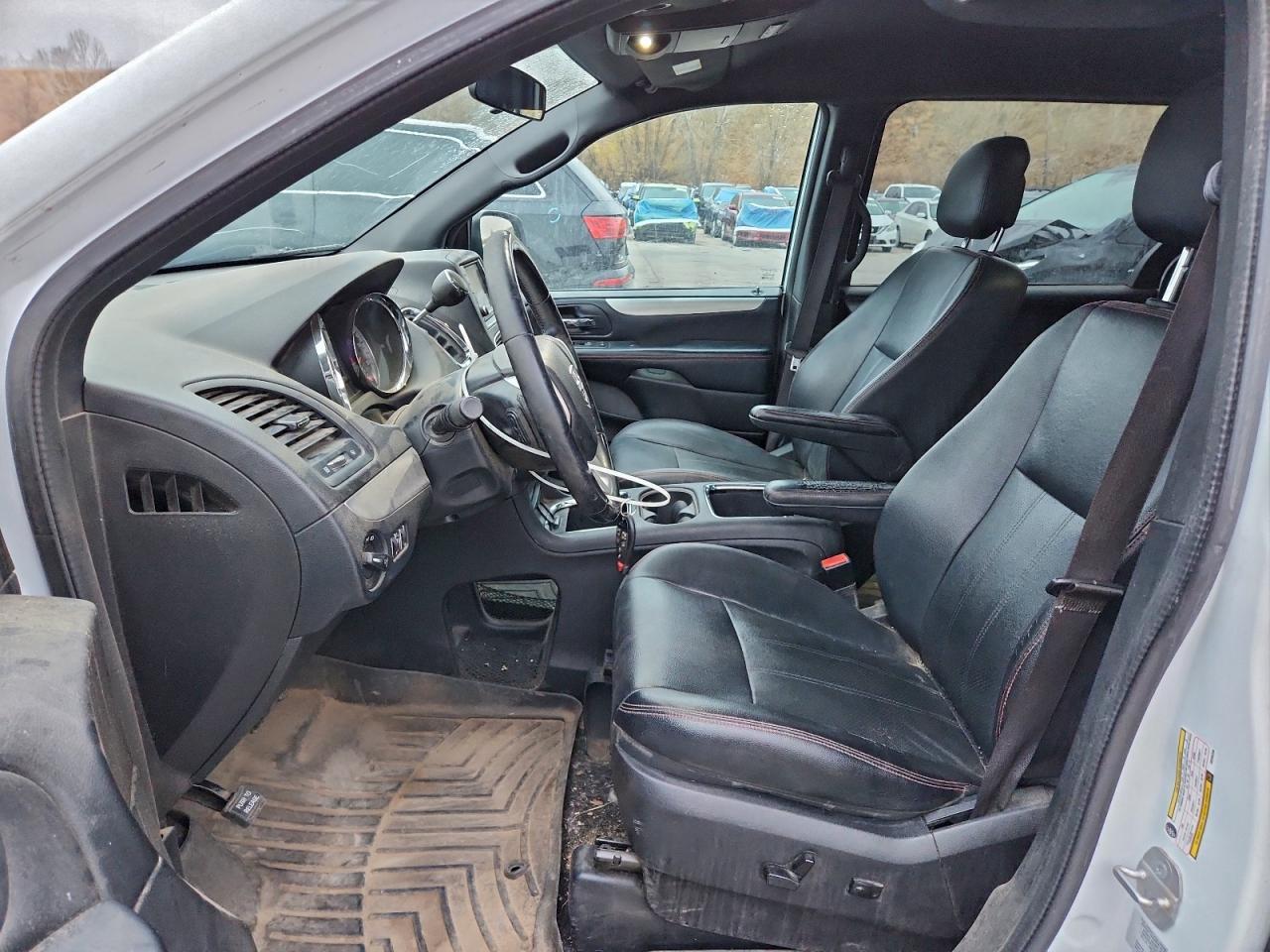 2016 Dodge Grand Caravan R/T - Фото 7