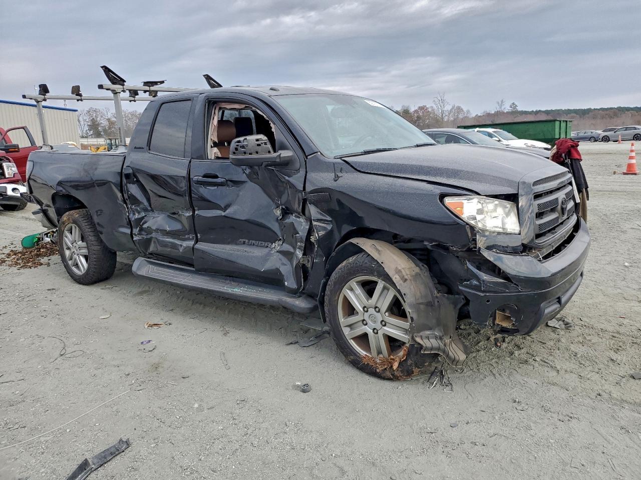 2012 Toyota Tundra Double Cab Limited - Image 4