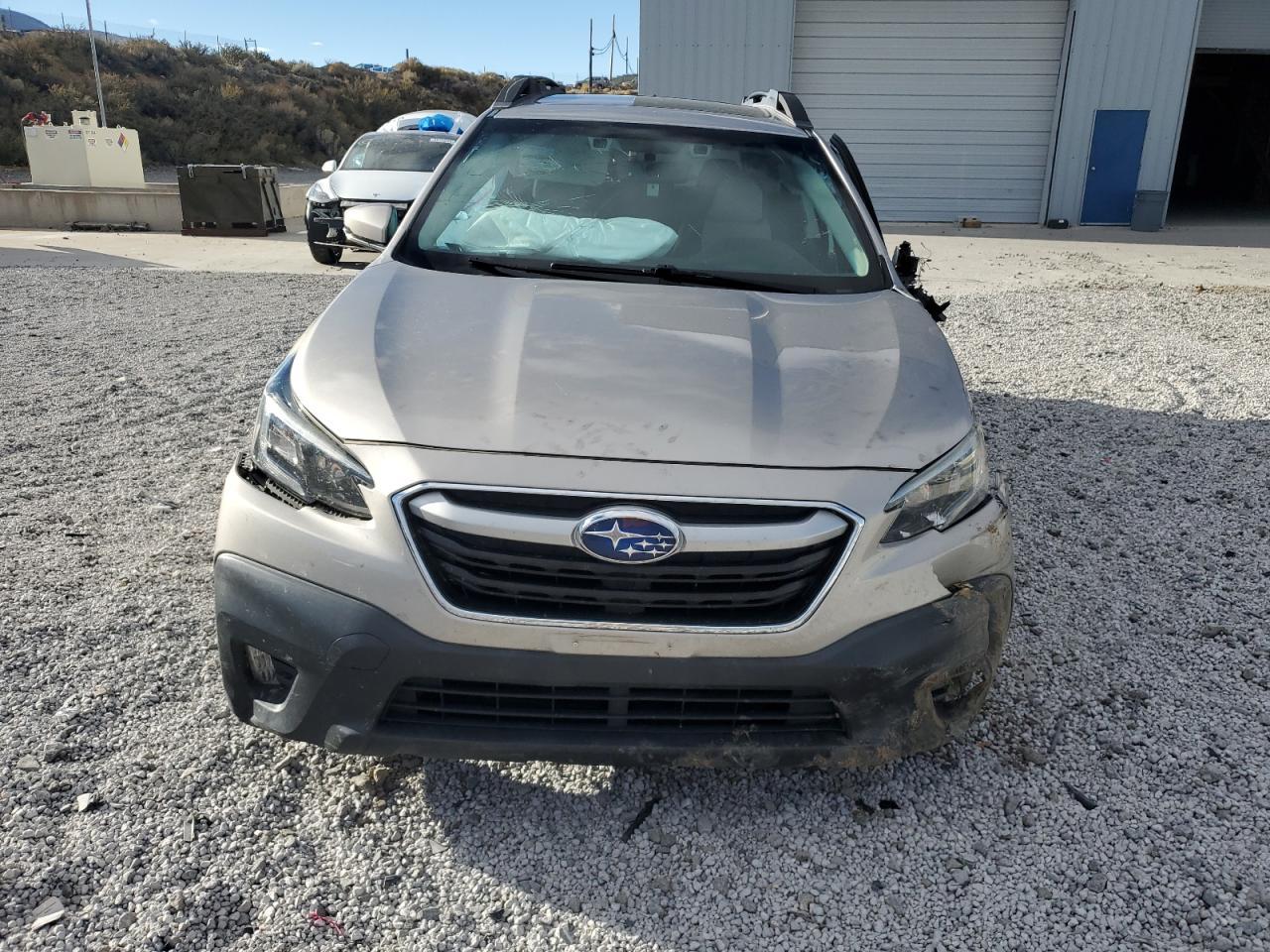 2020 Subaru Outback Premium - Фото 5