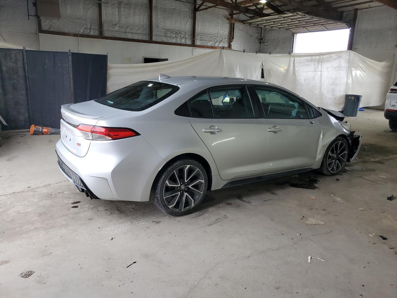 2020 Toyota Corolla Se - Фото 3