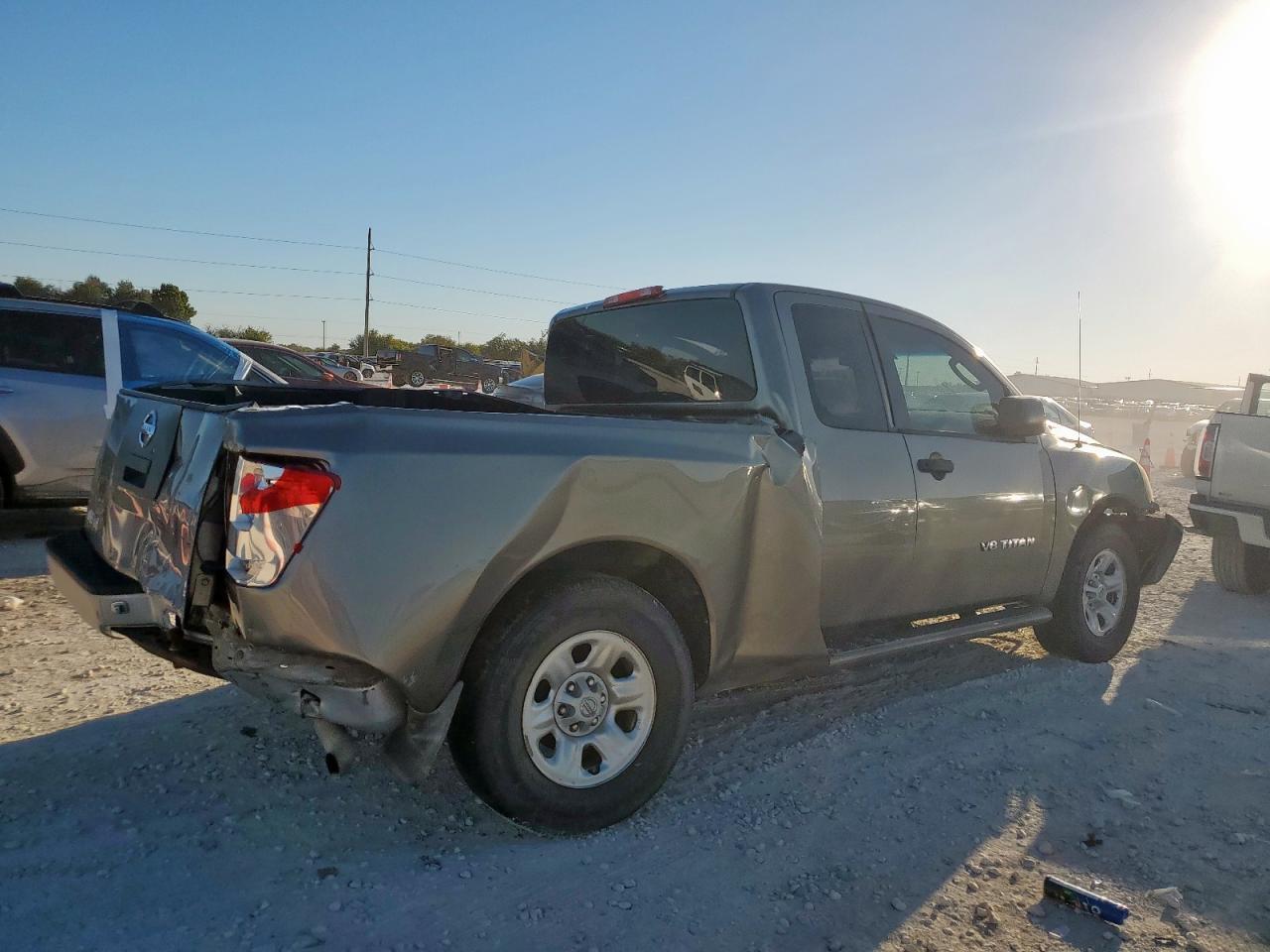2006 Nissan Titan Xe - Фото 3