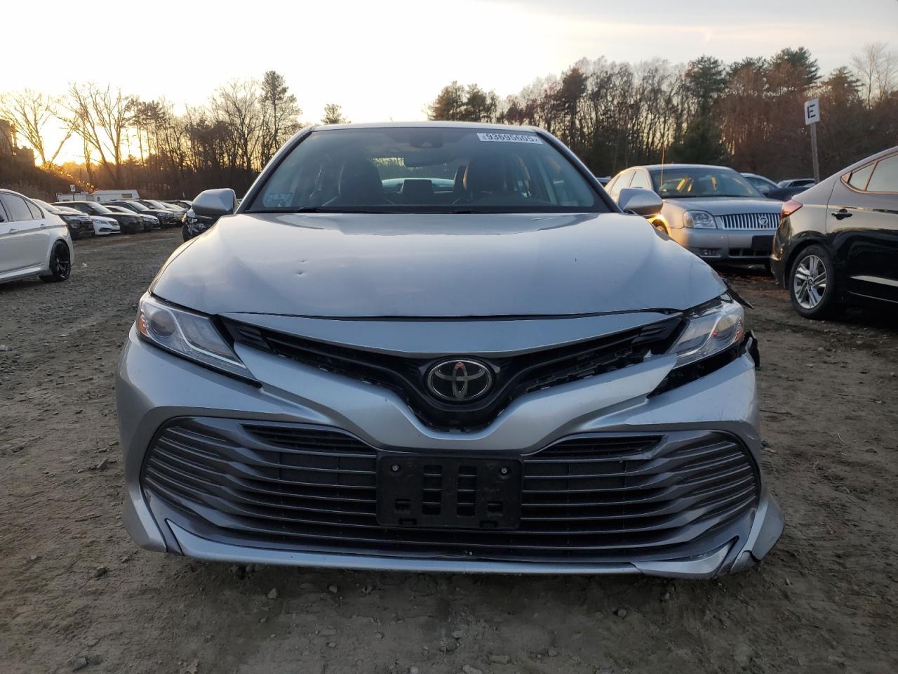 2019 Toyota Camry Xle - Фото 5