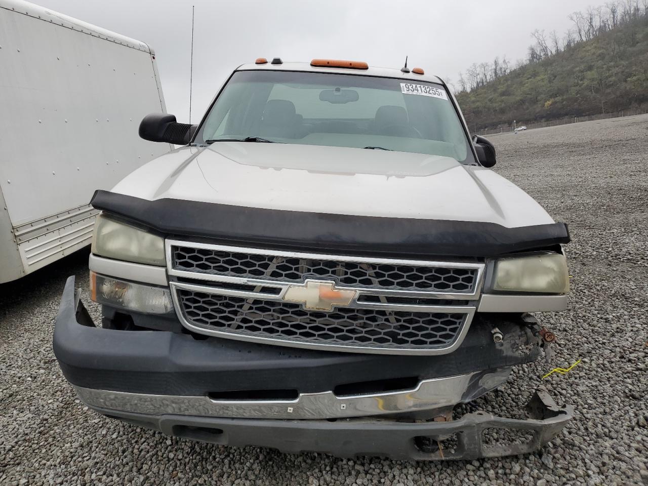 2005 Chevrolet Silverado K3500 - Image 5