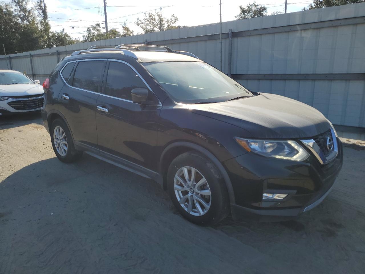 2017 Nissan Rogue S - Фото 4