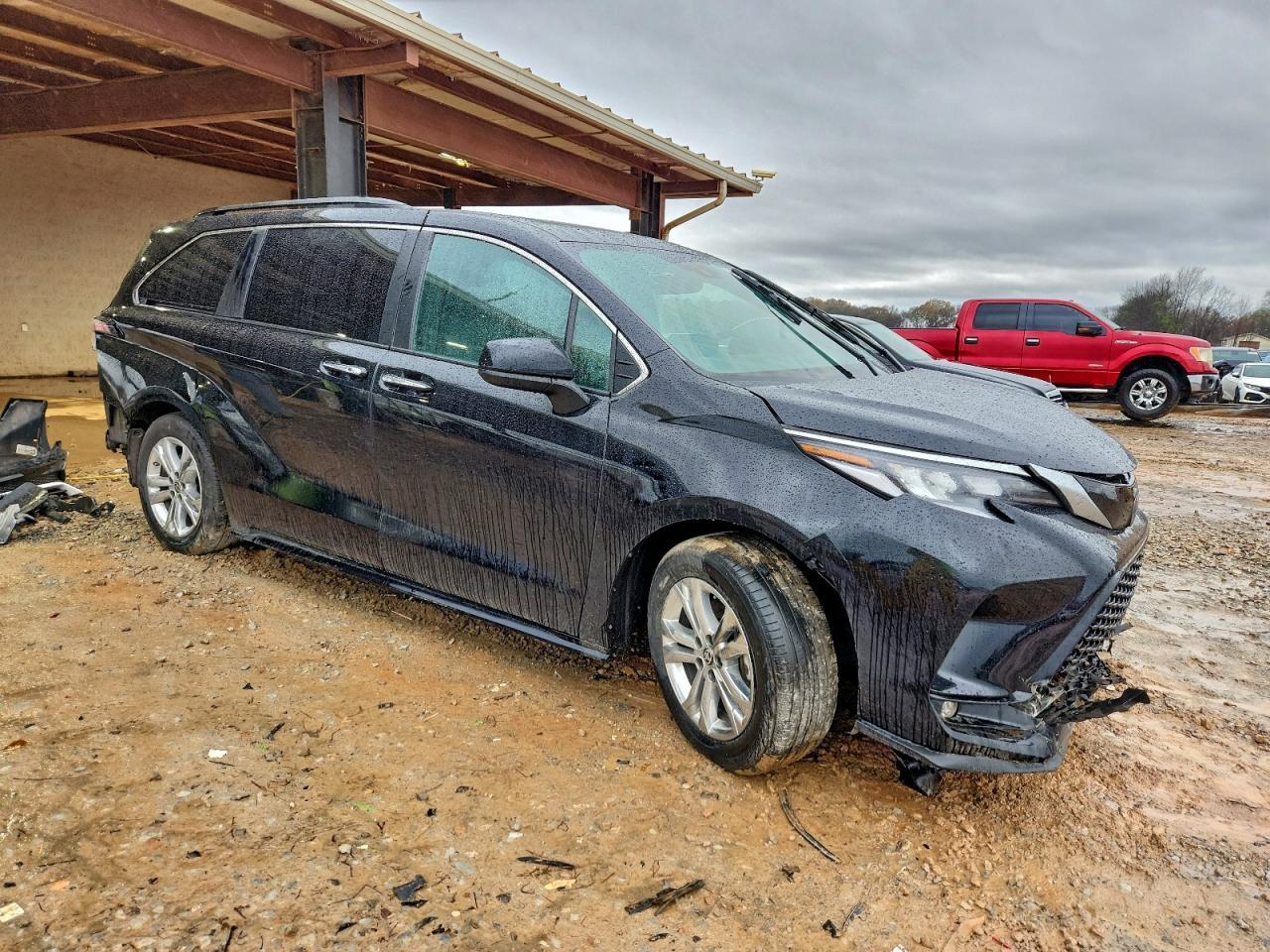 2022 Toyota Sienna Xse - Фото 4