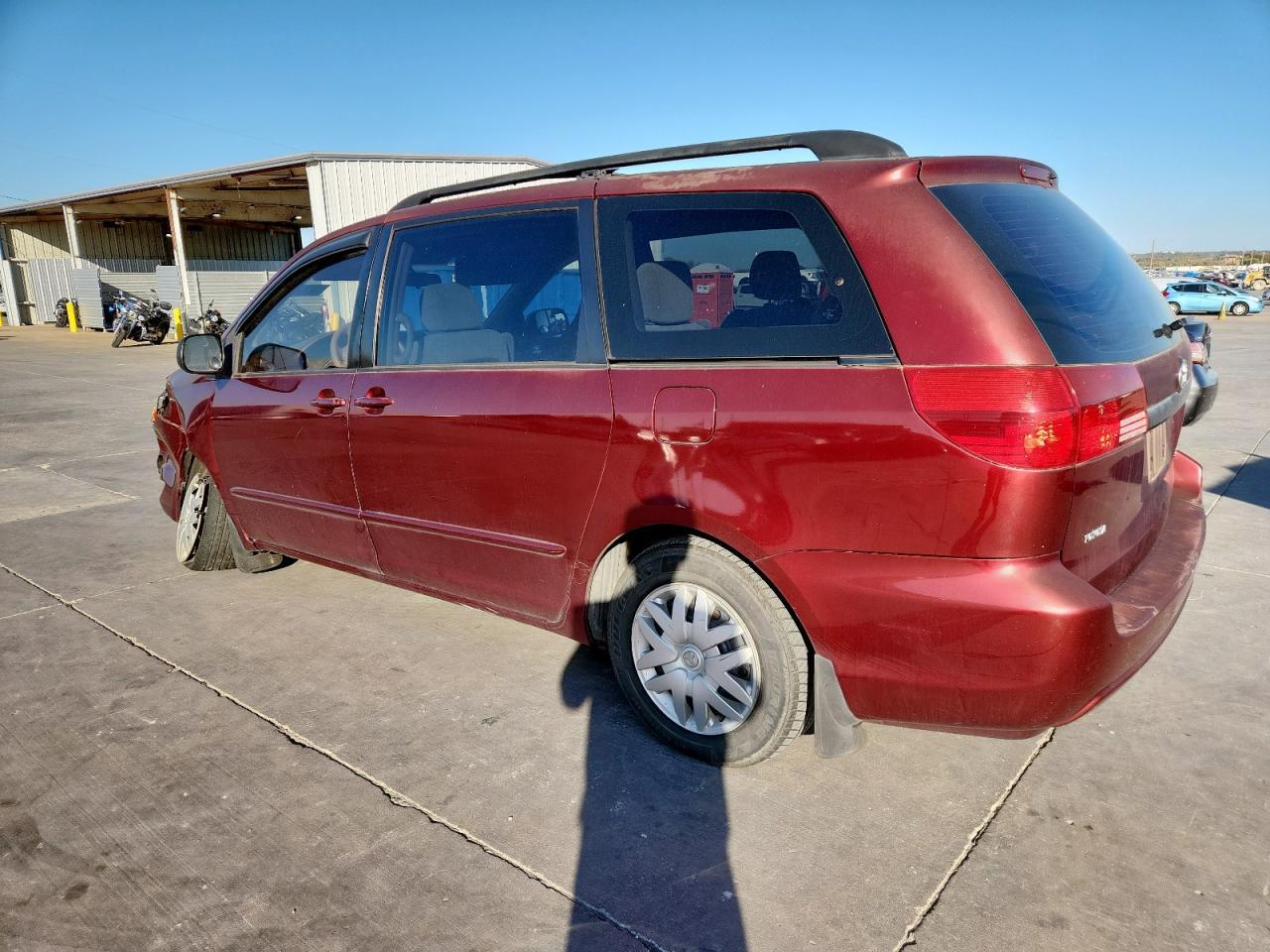 2005 Toyota Sienna Ce - Фото 2
