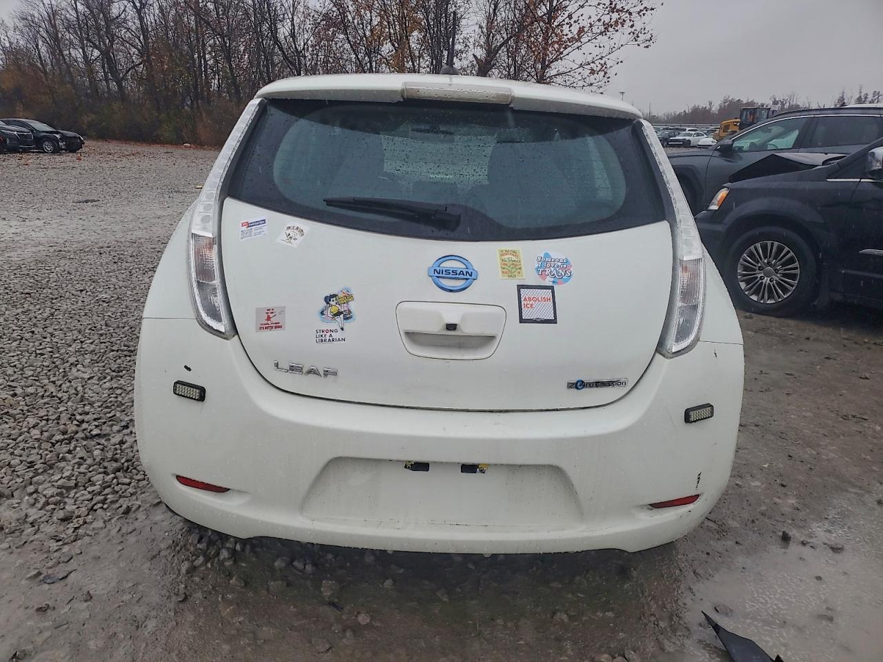 2016 Nissan Leaf Sv - Image 6