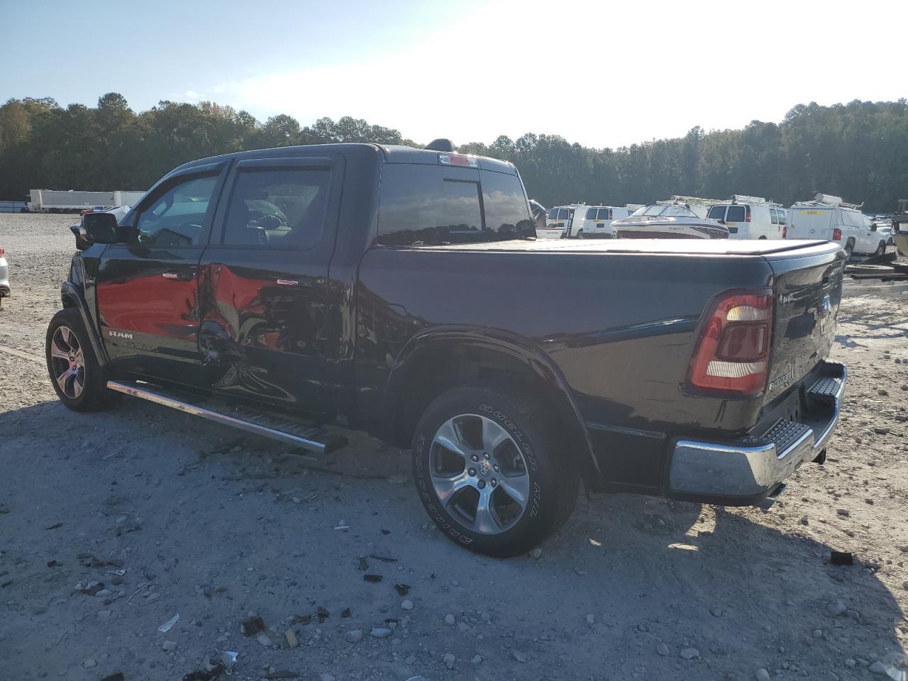 2022 Ram 1500 Laramie - Фото 2