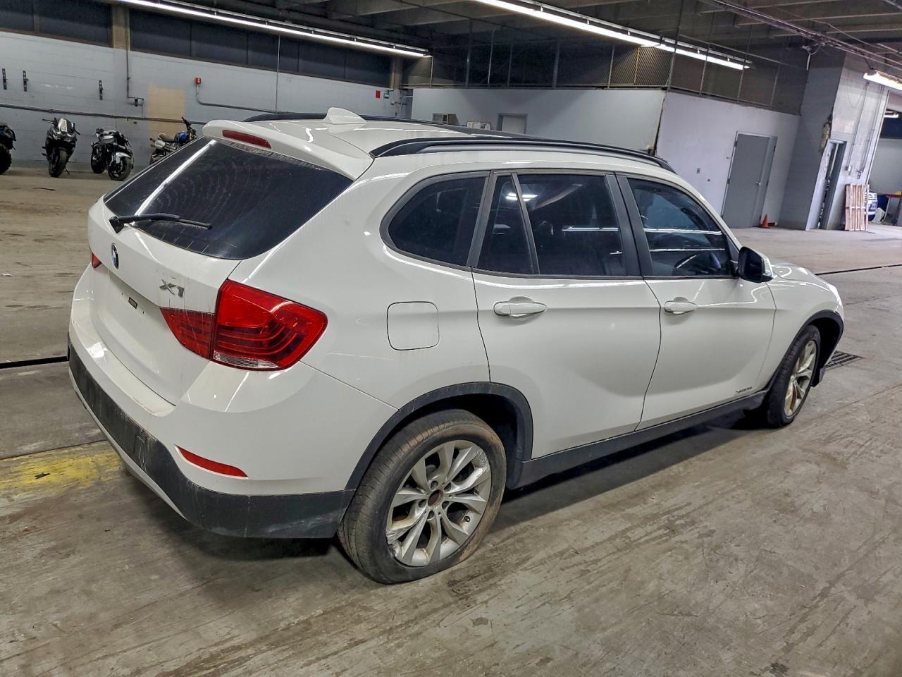 2014 BMW X1 xDrive28I - Фото 3