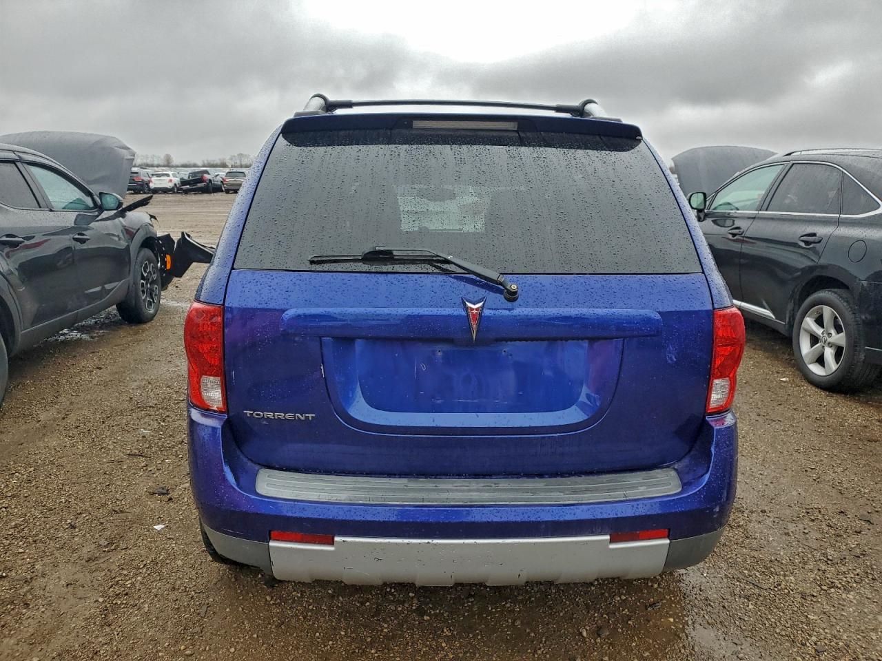 2006 Pontiac Torrent - Image 6