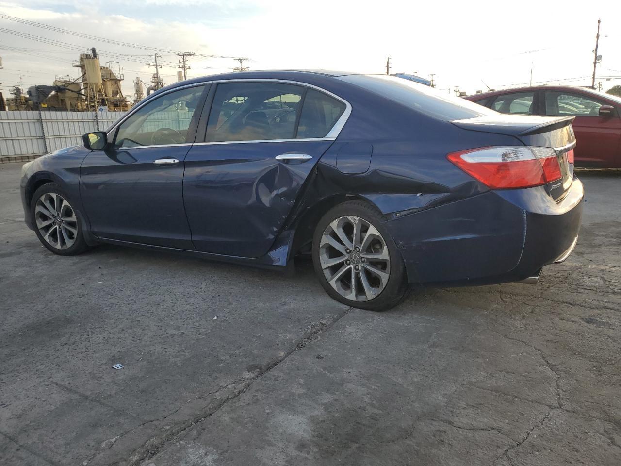 2015 Honda Accord Sport - Фото 2