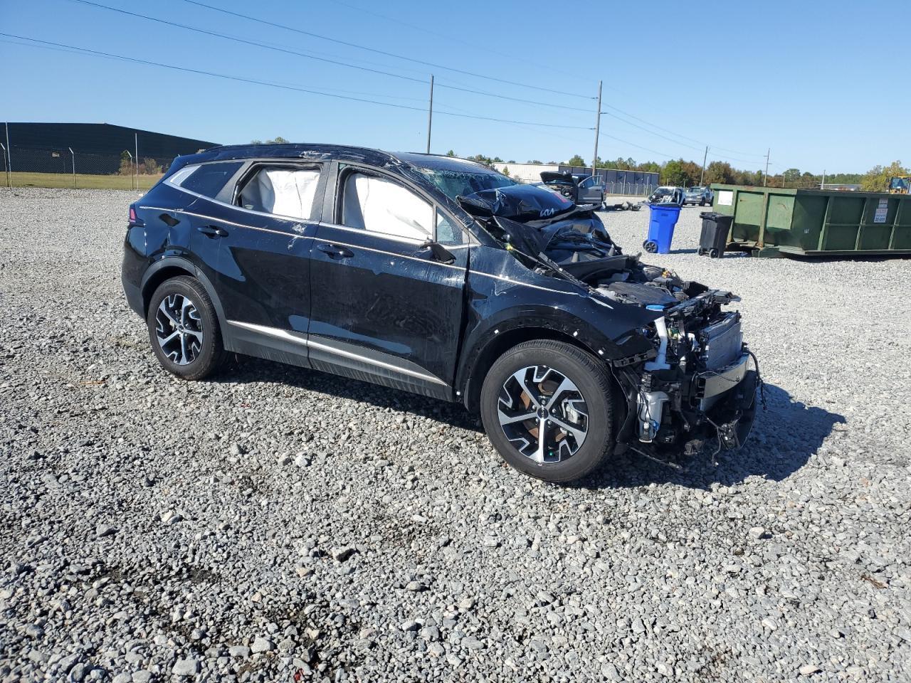 2025 Kia Sportage Ex - Image 4