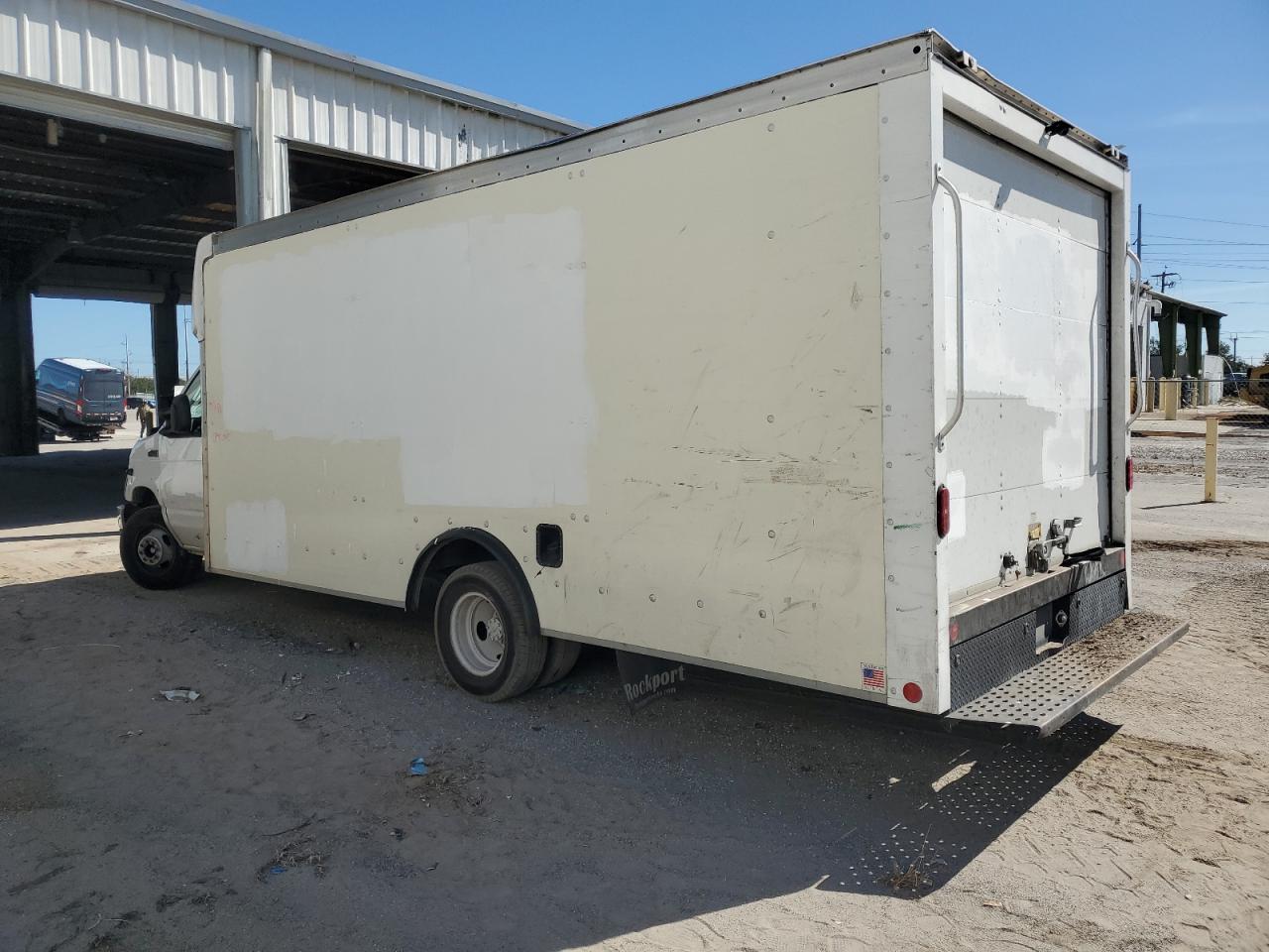 2021 Ford E350 Delivery Truck - Image 2