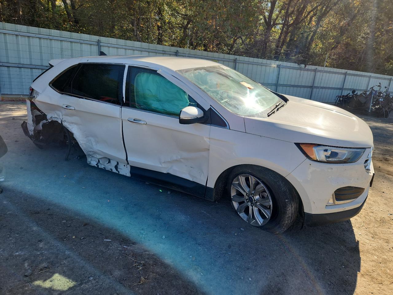 2021 Ford Edge Titanium - Фото 4