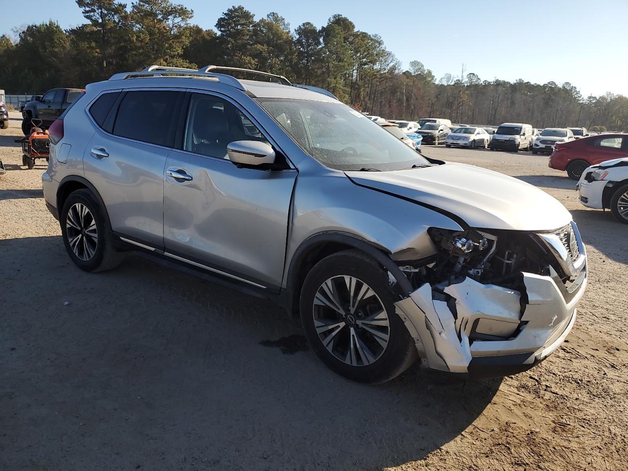 2018 Nissan Rogue S - Фото 4