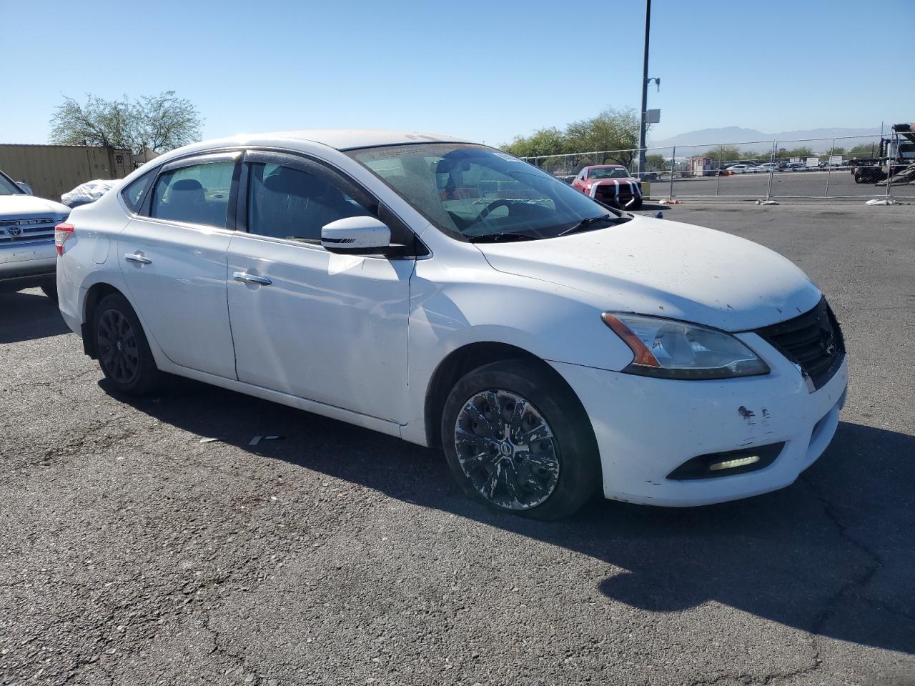 2015 Nissan Sentra S - Фото 4