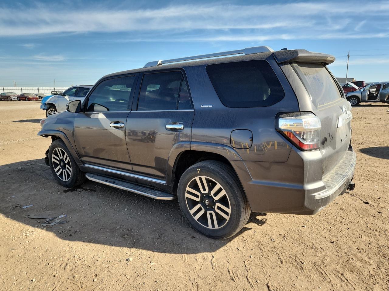 2016 Toyota 4Runner Sr5/Sr5 Premium - Фото 2