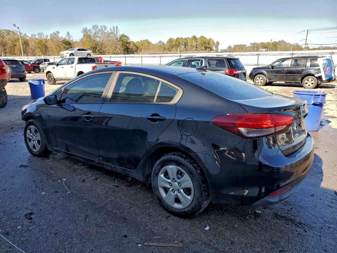 2017 Kia Forte Lx - Фото 2