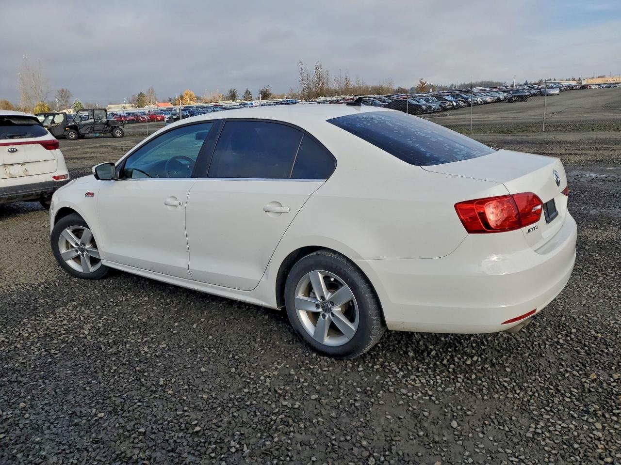 2014 Volkswagen Jetta Tdi - Image 2