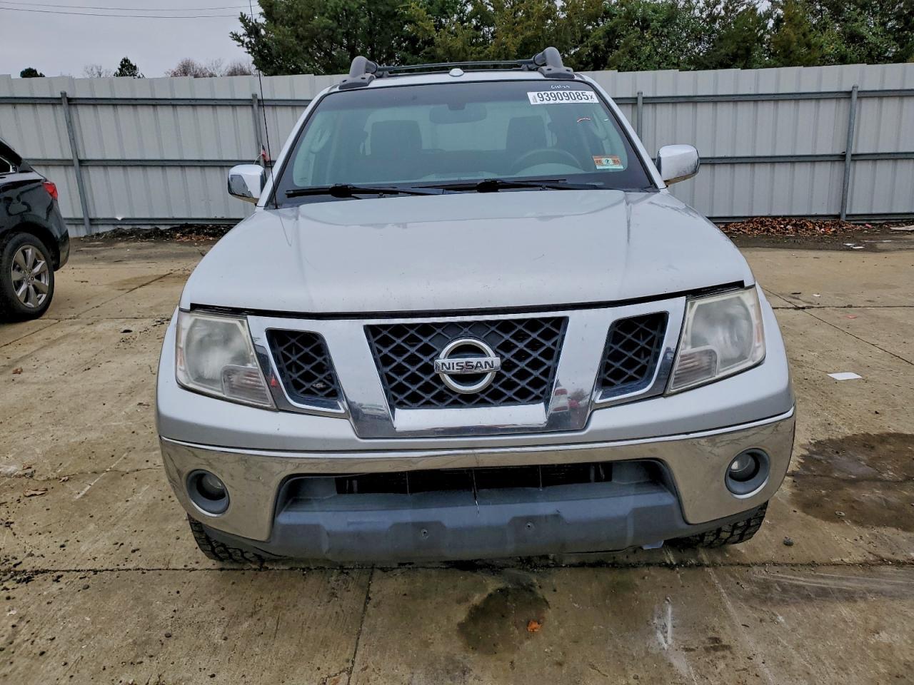 2011 Nissan Frontier S - Фото 5