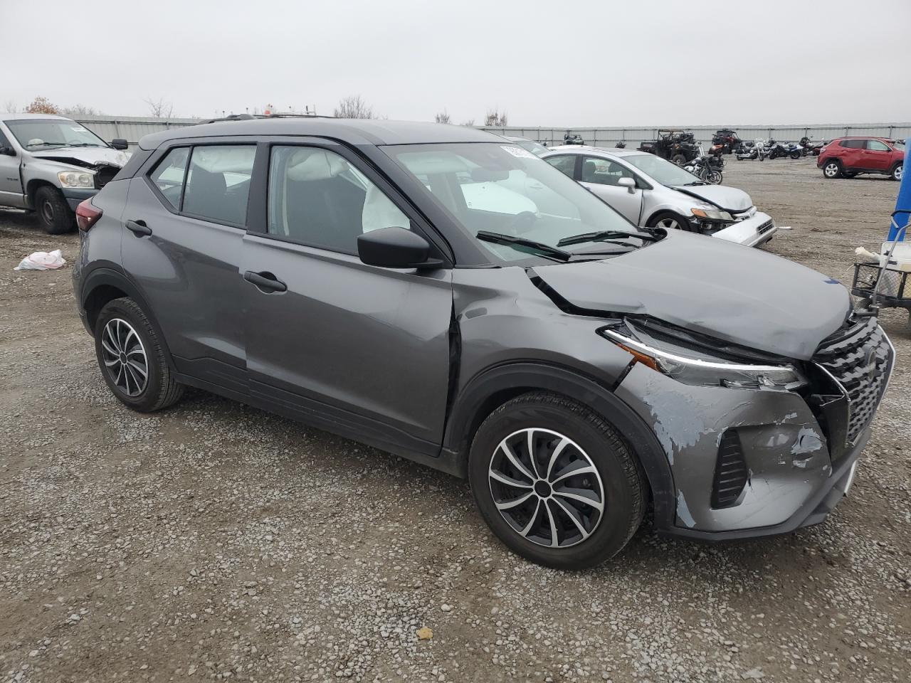 2024 Nissan Kicks S - Image 4