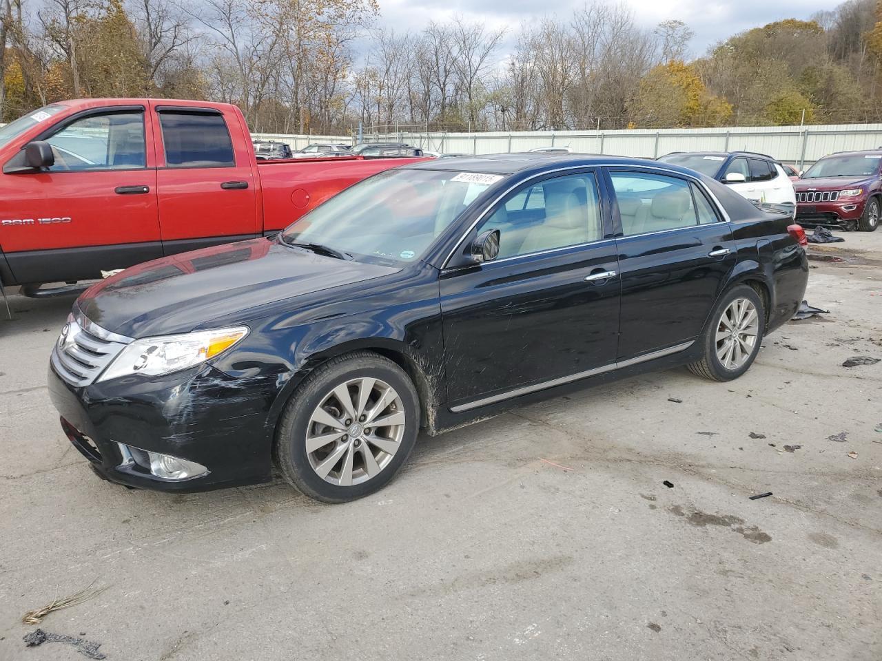 2011 Toyota Avalon Base