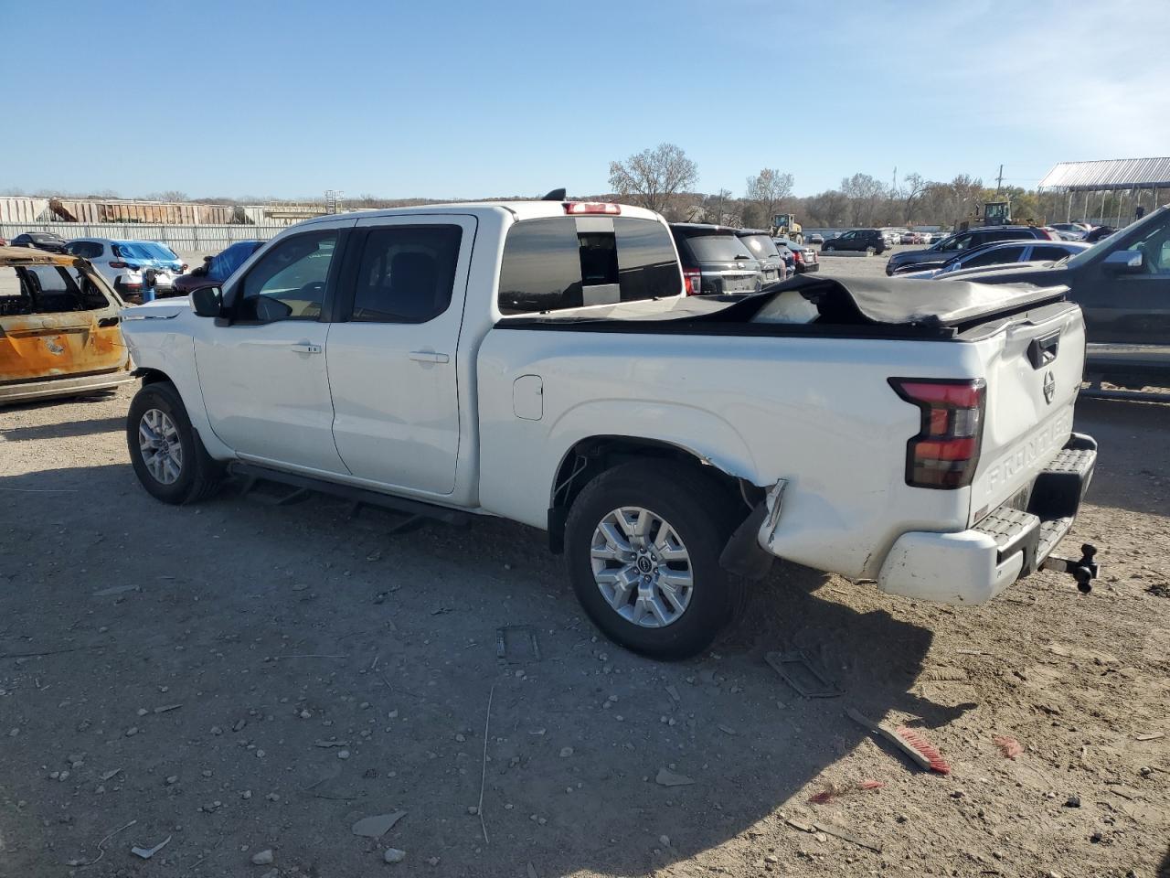 2023 Nissan Frontier Sv - Image 2