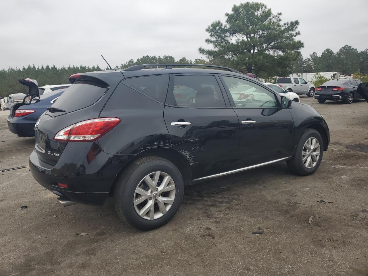 2014 Nissan Murano S - Image 3