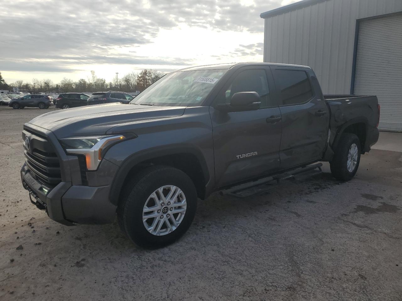 2024 Toyota Tundra Crewmax Sr