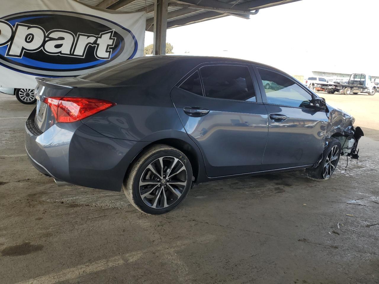 2019 Toyota Corolla L - Фото 3