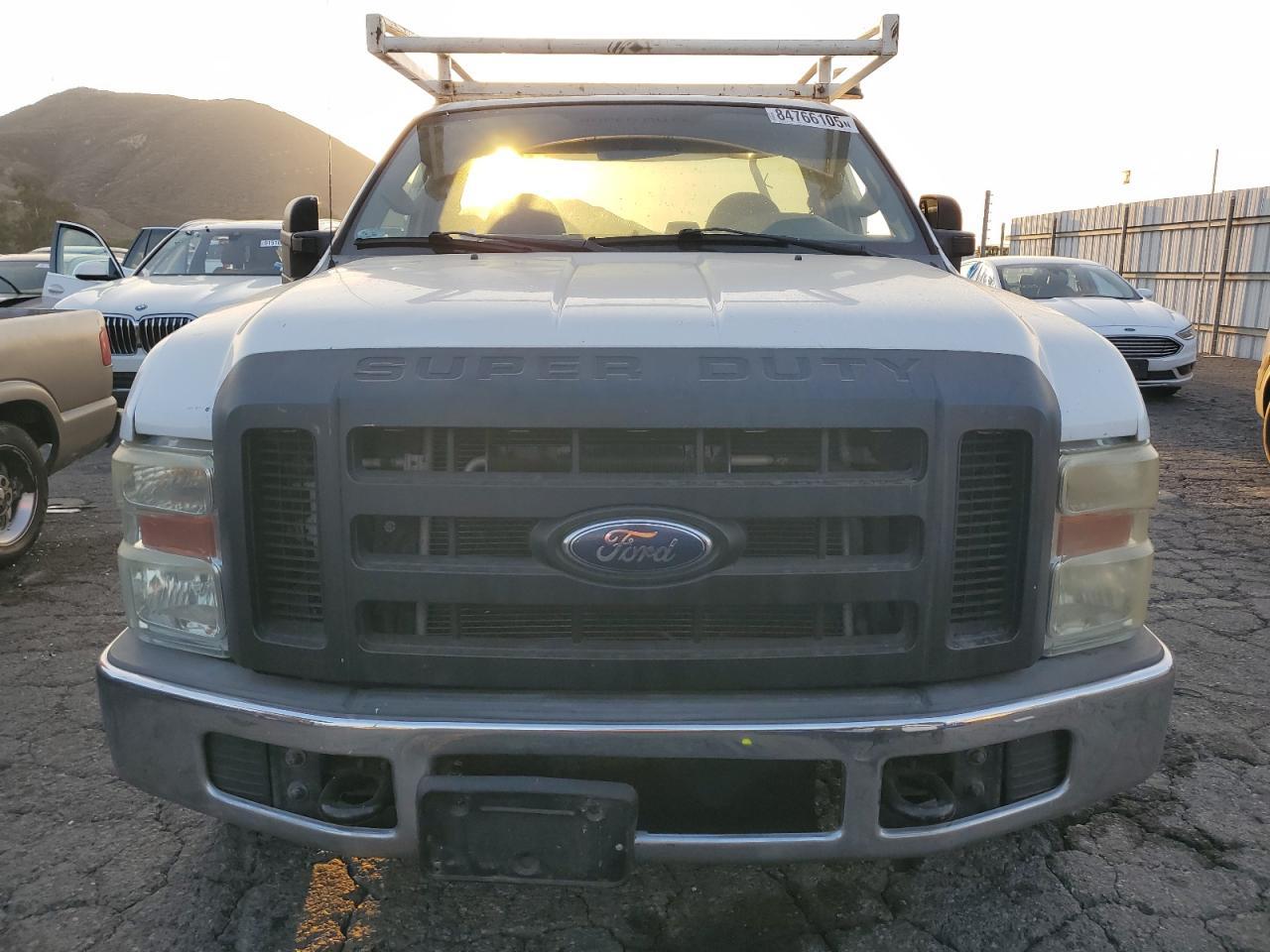 2009 Ford F250 Super Duty Utility / Service Truck - Фото 5