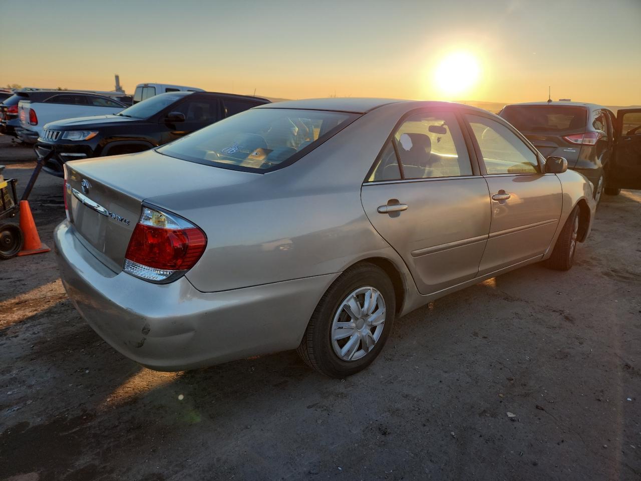 2006 Toyota Camry Le - Image 3