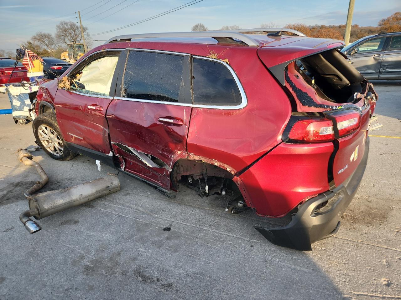 2015 Jeep Cherokee Latitude - Фото 2