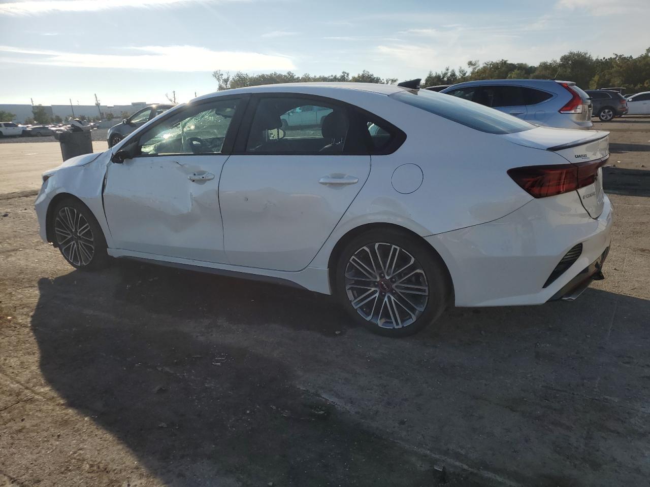 2022 Kia Forte Gt - Фото 2