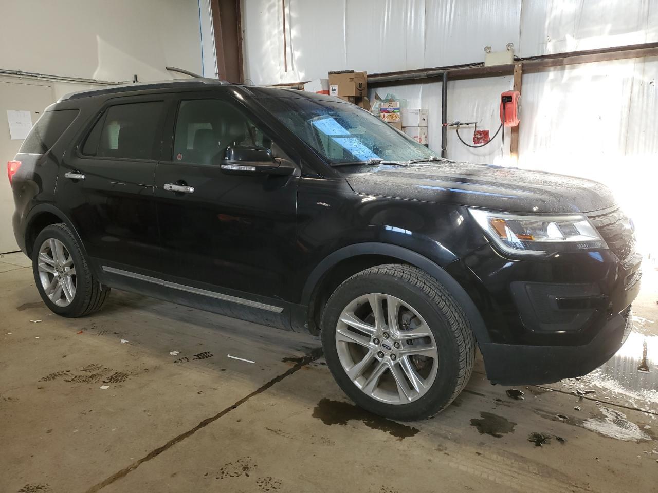 2016 Ford Explorer Limited - Image 4