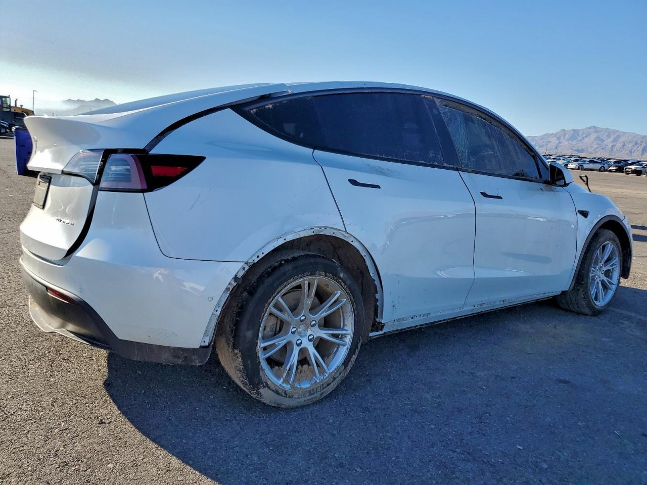 2022 Tesla Model Y - Фото 3