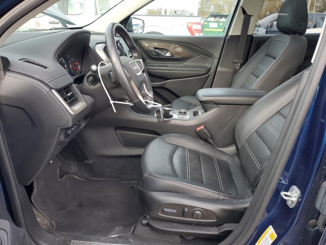 2022 GMC Terrain Denali - Фото 7