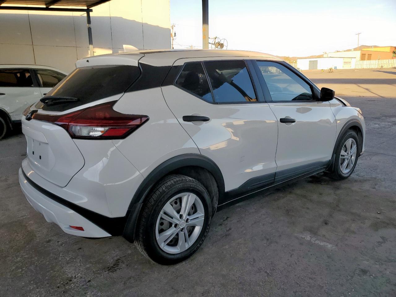 2024 Nissan Kicks S - Фото 3