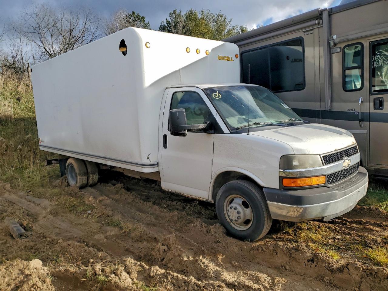 2012 Chevrolet Express G3500 - Фото 4