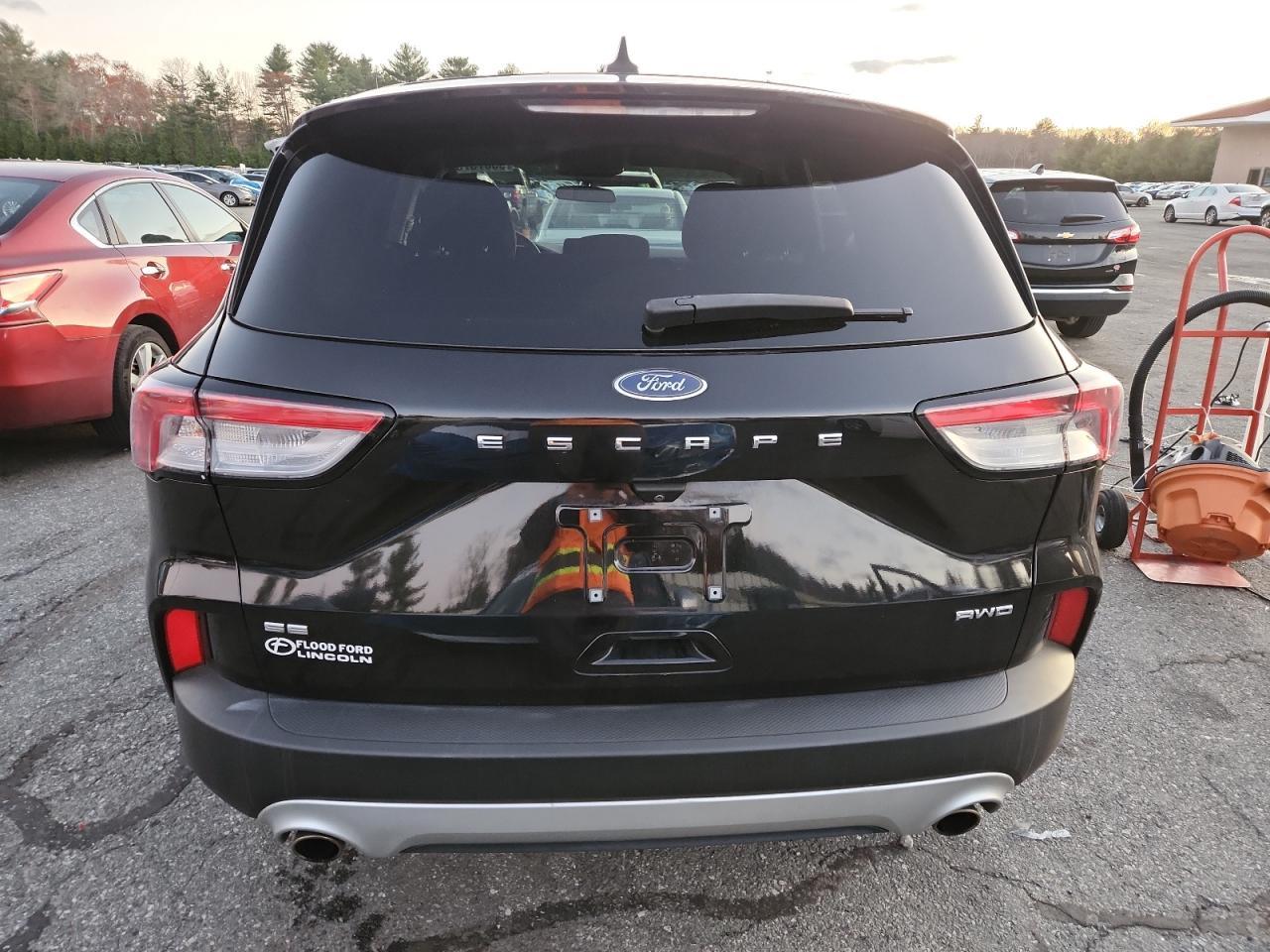 2021 Ford Escape Se - Image 6