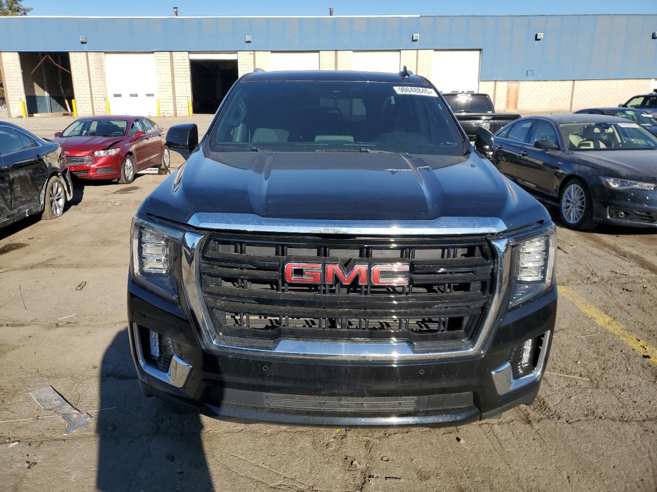 2023 GMC Yukon Sle - Фото 5