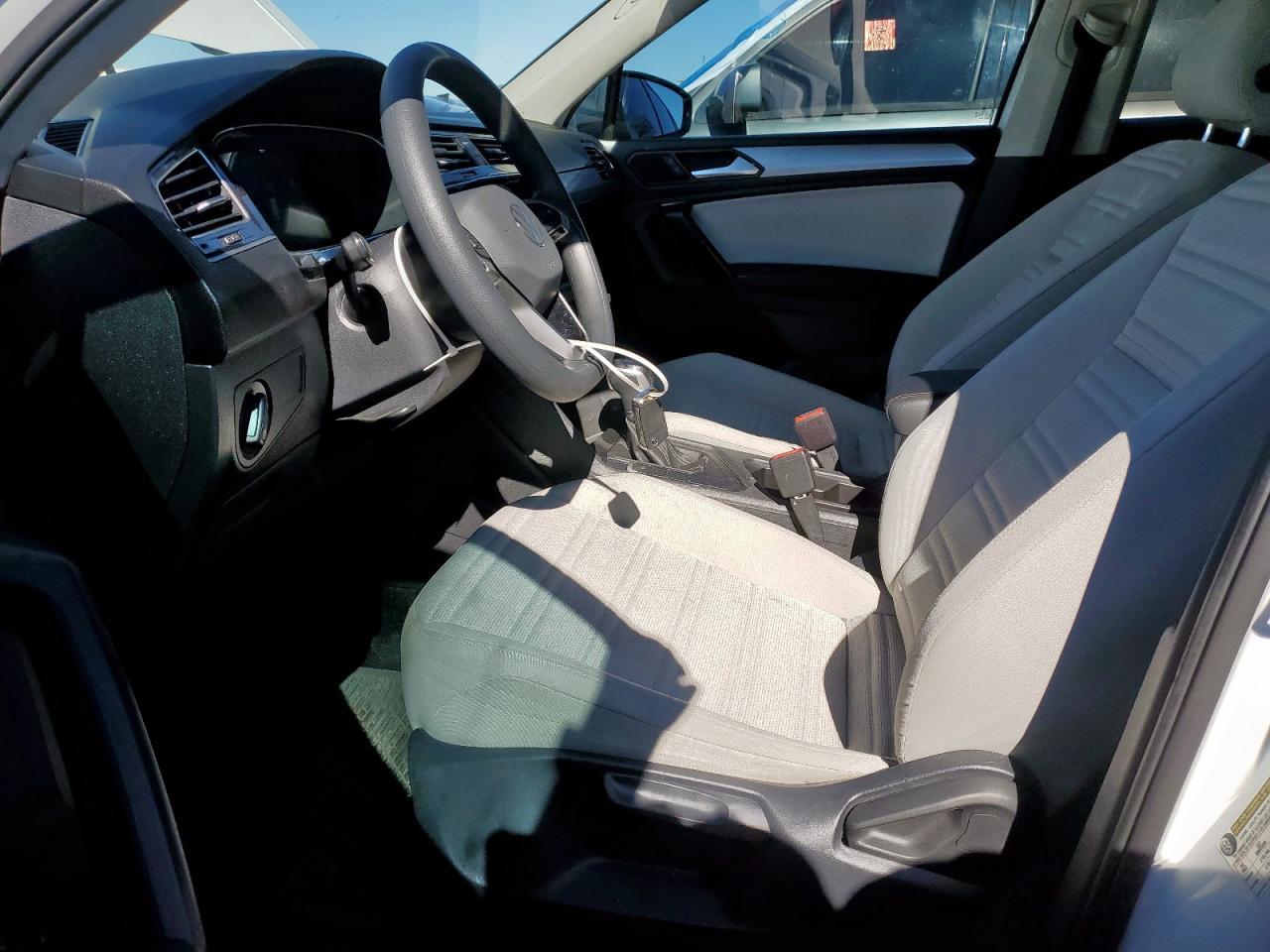 2023 Volkswagen Tiguan S - Image 7