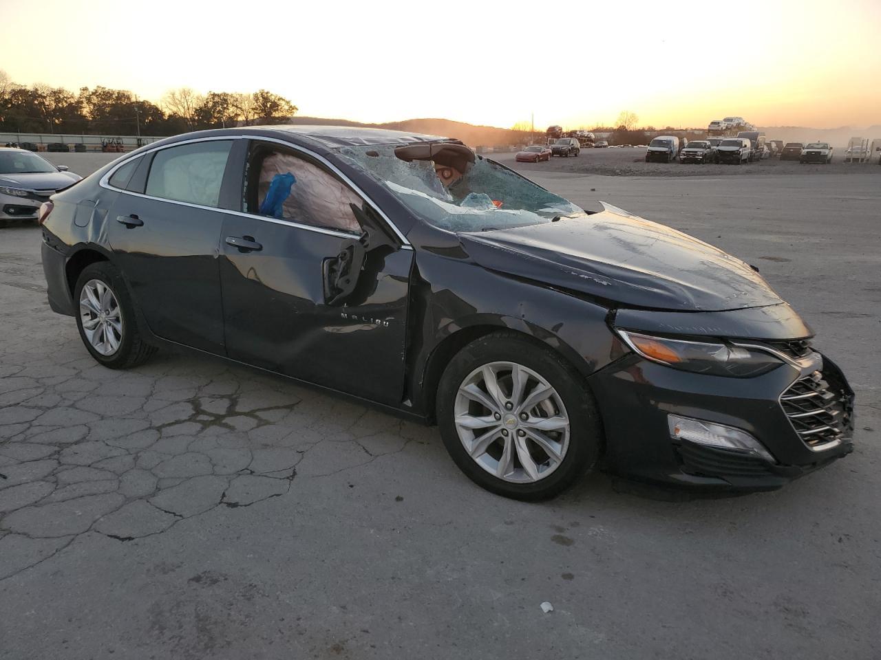2022 Chevrolet Malibu Lt - Фото 4