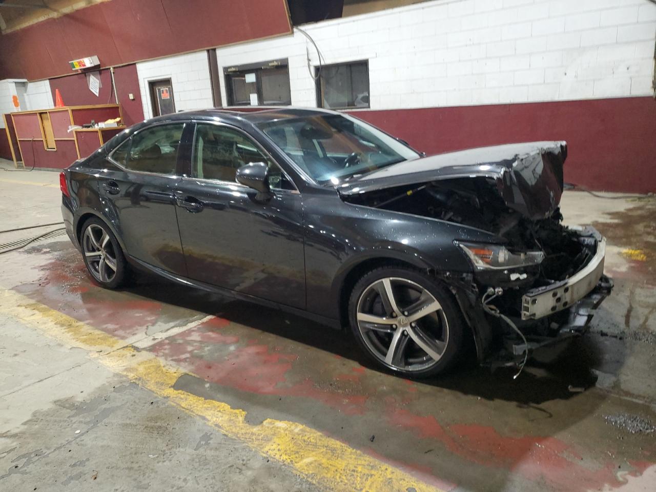 2017 Lexus Is 300 - Фото 4
