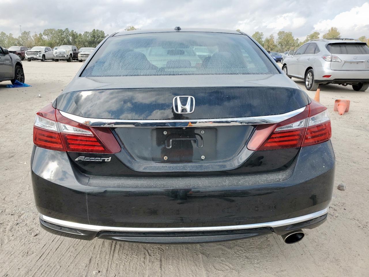 2016 Honda Accord Ex - Фото 6
