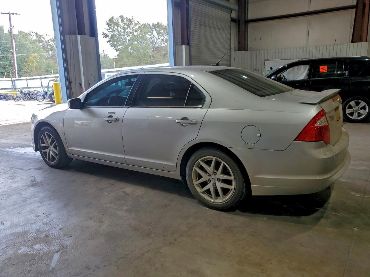 2011 Ford Fusion Sel - Фото 2