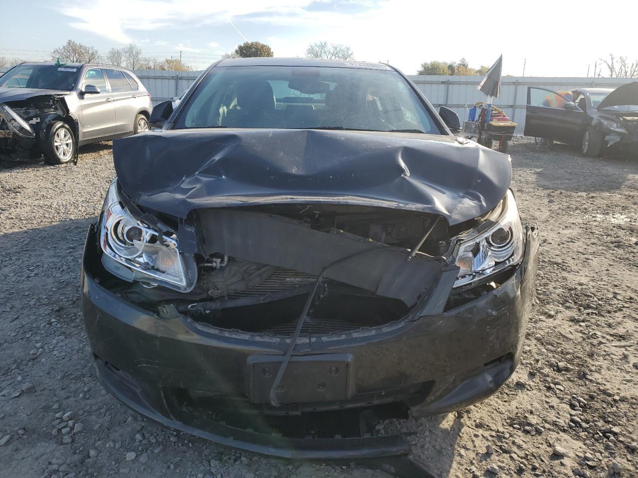 2011 Buick Lacrosse Cxs - Image 5