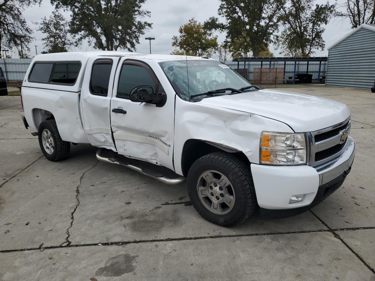 2008 Chevrolet Silverado C1500 - Image 4